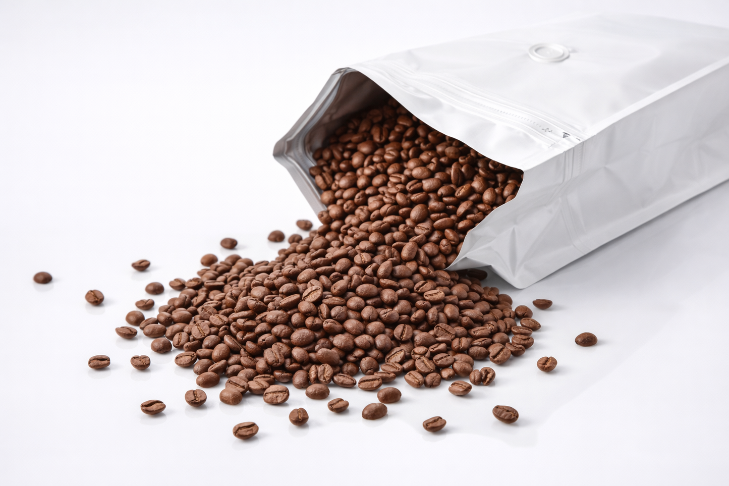 Bolsa Empacar Cafe 250g Blanco Mate con Valvula Desgasificacion y Ziploc