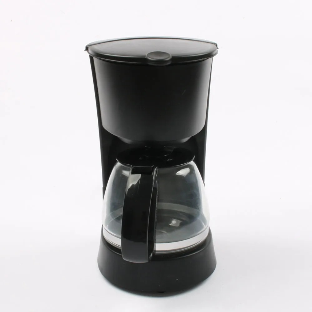 Cafetera Eléctrica Negra para el Hogar u Oficina – 6 Tazas, 600 W