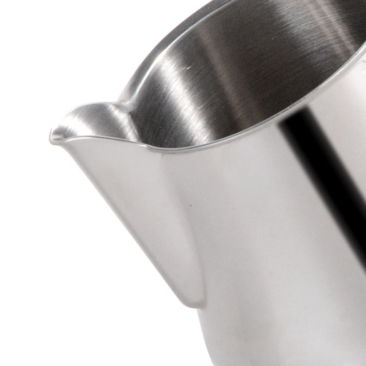 Jarra Espumadora de Leche con Punta Fina Motta