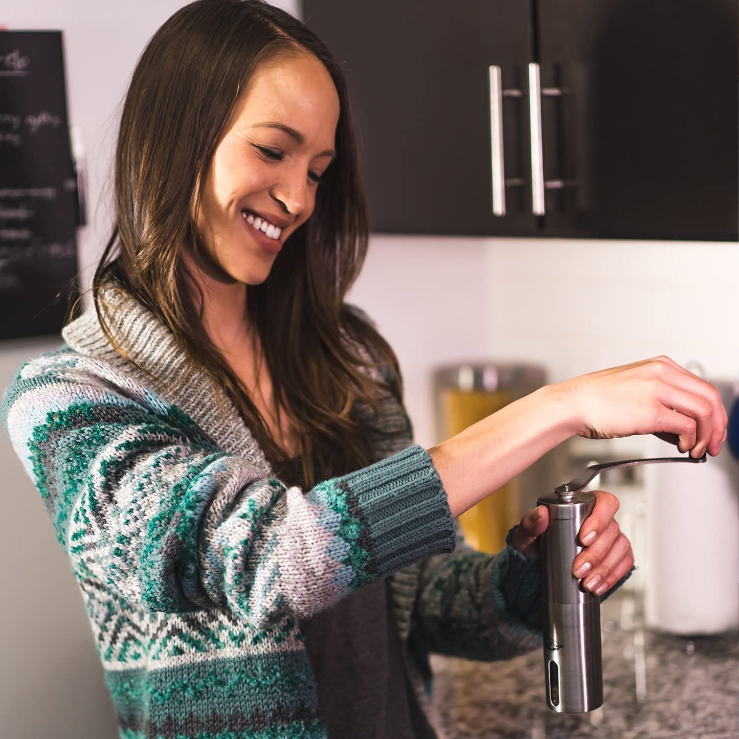 Molino Manual de Café Cilíndrico Acero Inoxidable Plateado 50gr