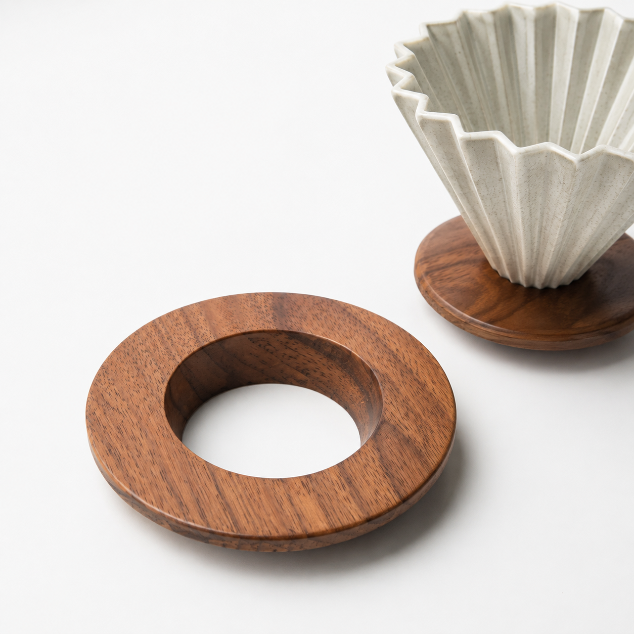 Base de Madera Compatible con Metodo V60 Dripper Origami