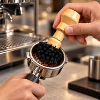 Cepillo Barista para Limpieza de Portafiltro con Mango de Madera