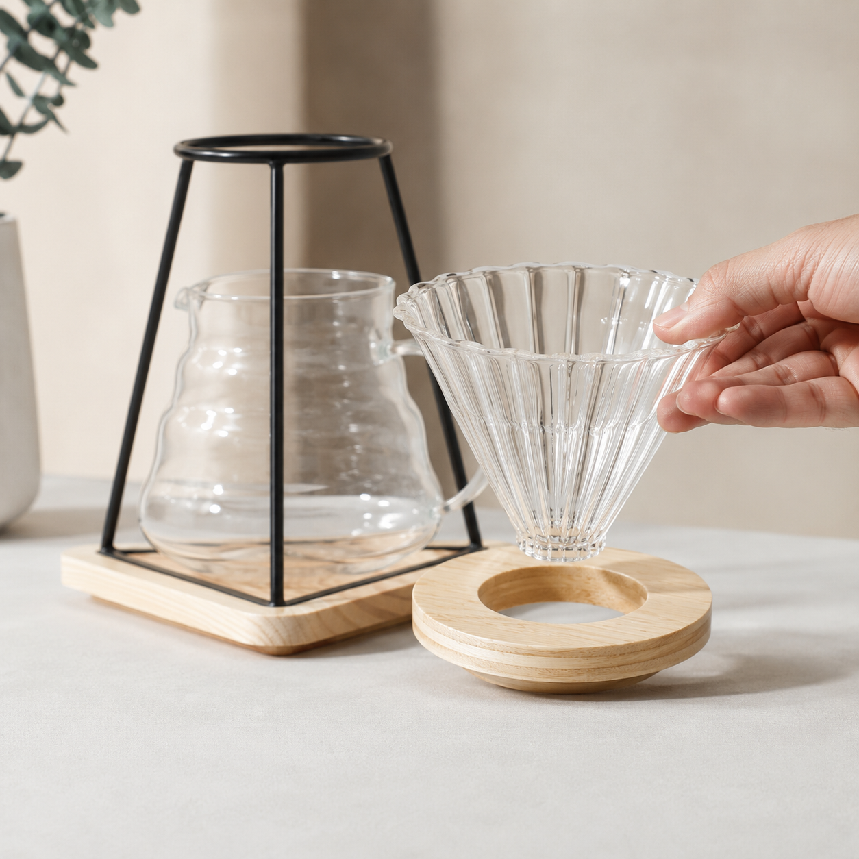 Kit Estacion de Cafe Pour Over V60 02 con Servidor 600ml y Filtros Hario