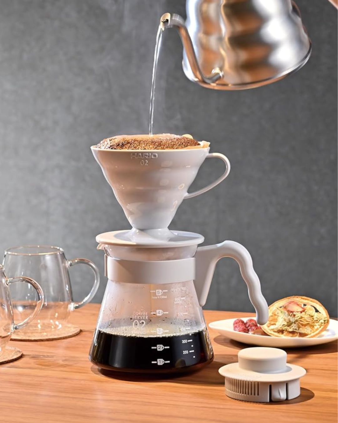 Set V60 Hario Original Plastico 02 Gris + Cuchara + Filtros + Server