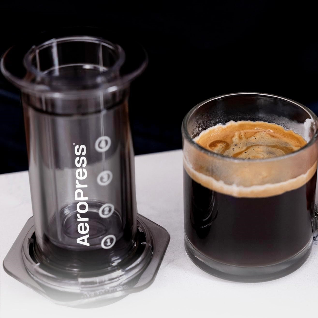 AeroPress Clear Original 4 Tazas Negra Extracción por Presión