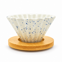 Metodo V60 Tipo Origami Ceramica Tamaño 01 Blanco Pintas Azules con Base de Madera