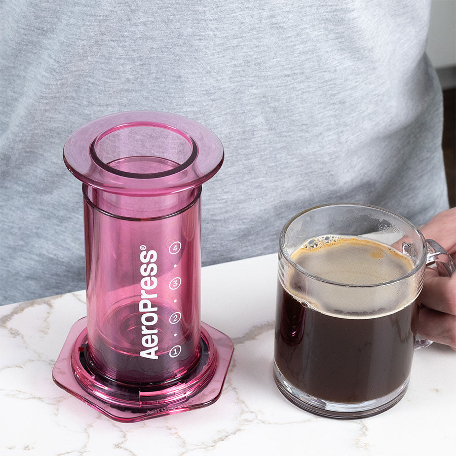 AeroPress Clear Rosa Original 4 tazas Embolo a Presion