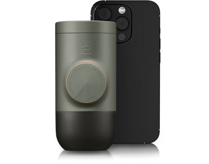 Enfatiza independencia de electricidad y tecnología compacta.