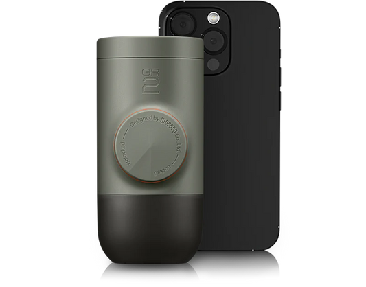 Enfatiza independencia de electricidad y tecnología compacta.