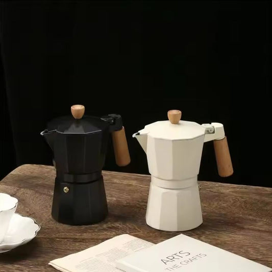 Cafetera Italiana Moka Negra con Mango en Madera 300ml  Café con Cuerpo