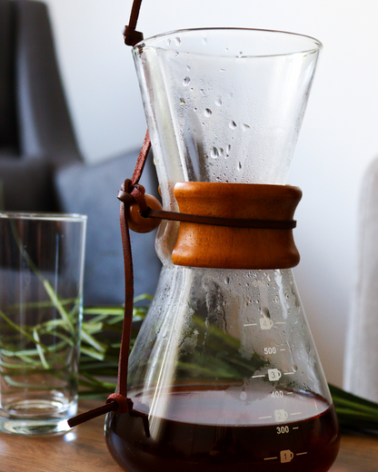 Kit Chemex 600ml | Chemex 600ml + Cafe Insignia + 2 Vasos doble fondo 80ml + Cuchara pinza + Caja tipo Regalo