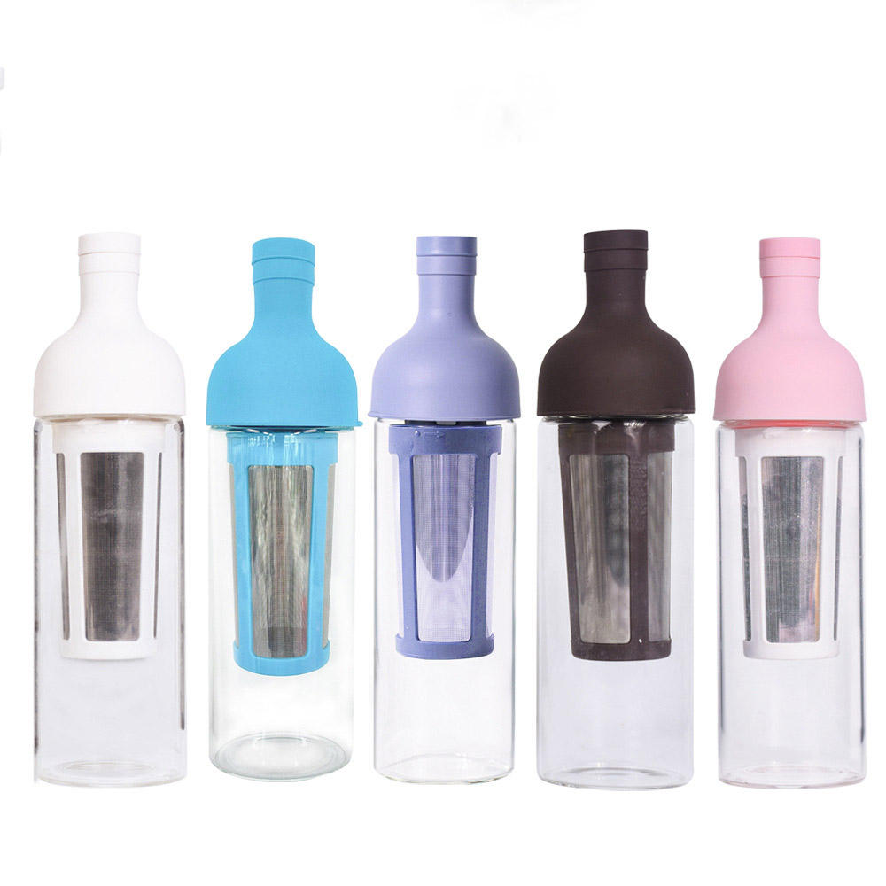 Bebidas Energéticas Naturales: Experimenta con mezclas energéticas saludables. Combina superalimentos como semillas de chía, bayas y café molido para obtener una bebida revitalizante.