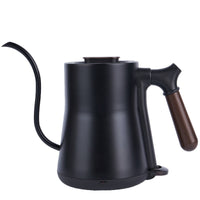 Diseñado para quienes saben que cada detalle cuenta. Este hervidor te da estética, comodidad y control total en cada preparación.