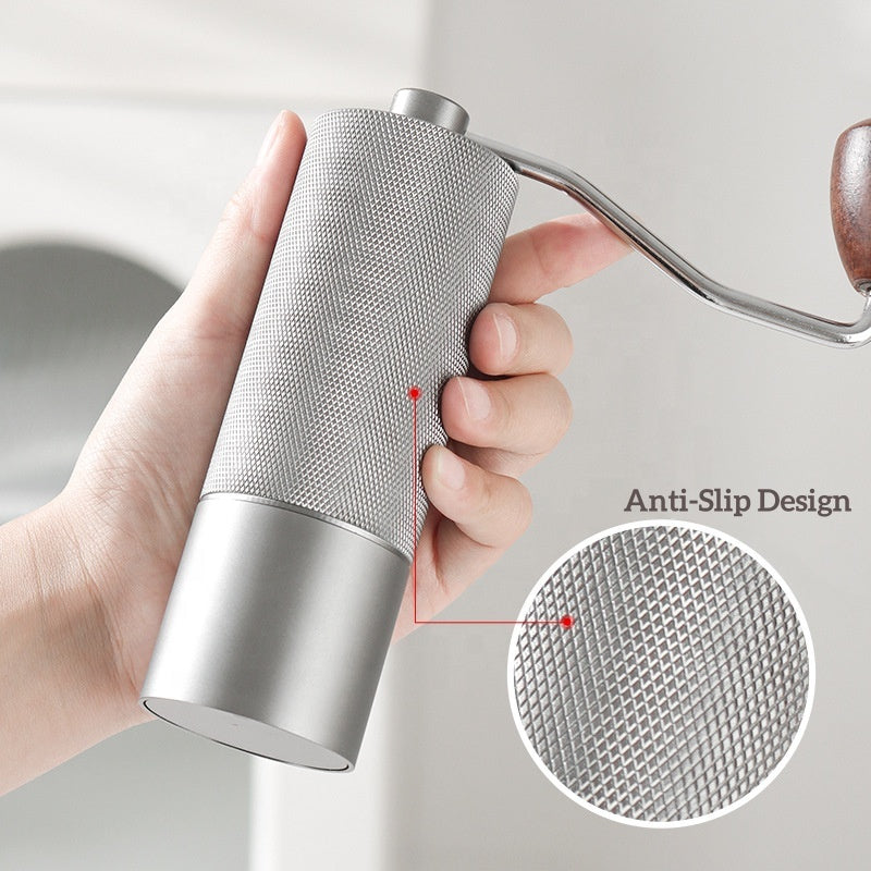 Equipado con muelas cónicas de acero CNC 420 para una molienda uniforme. Perfecto para preparar café en casa como un profesional.