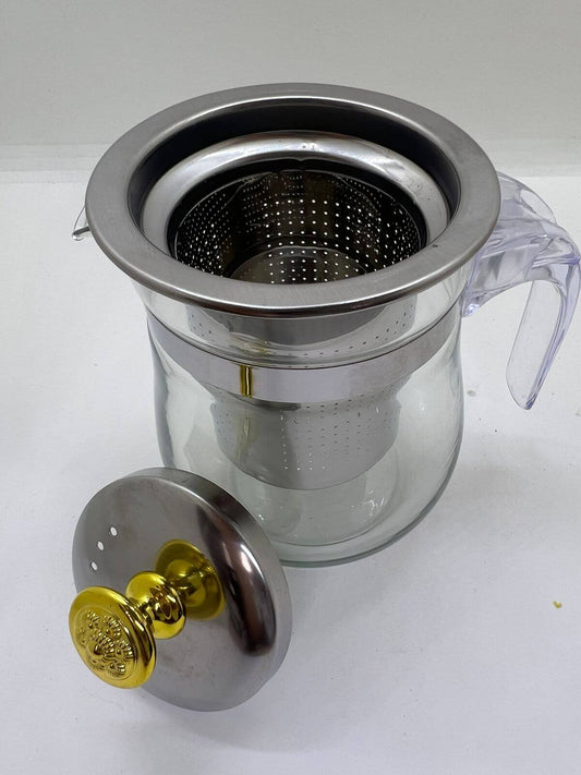 Funcionalidad y Estilo Unidos: Disfruta de la funcionalidad excepcional de esta tetera mientras agregas un toque de estilo a tu cocina.