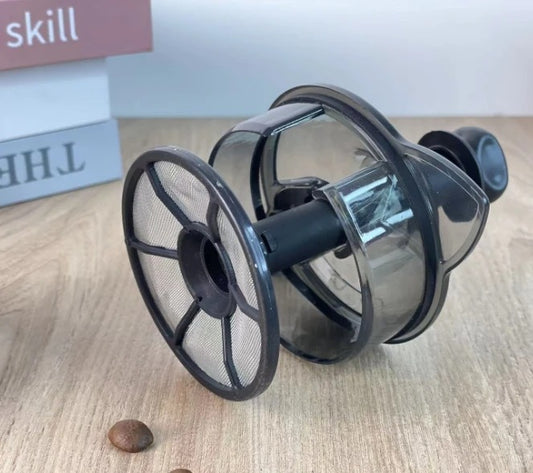 Sabor Auténtico, Conveniencia Inigualable: Experimenta el sabor auténtico del espresso italiano con la Cafetera Italiana y Espumador Integrado. Su diseño intuitivo y características prácticas hacen que la preparación del café sea un placer cotidiano. La mezcla perfecta de tradición y comodidad.