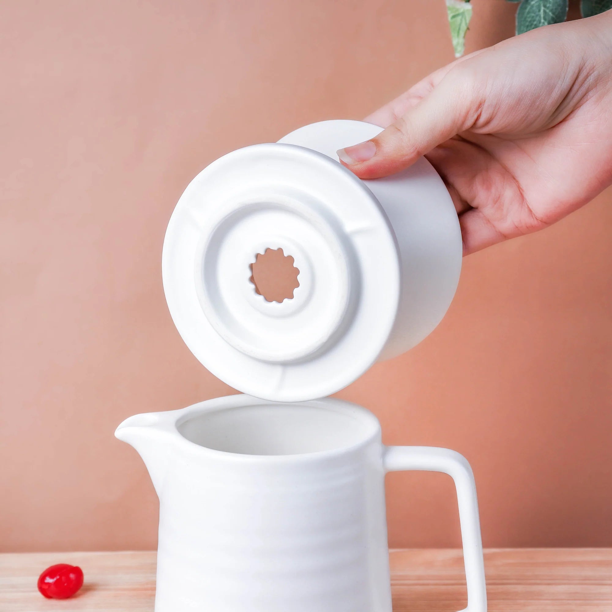 Método V60 de cerámica para una experiencia sensorial completa.