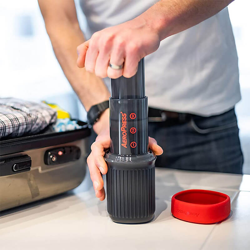 Cafetera AeroPress Go Original 350 Filtros + Accesorios